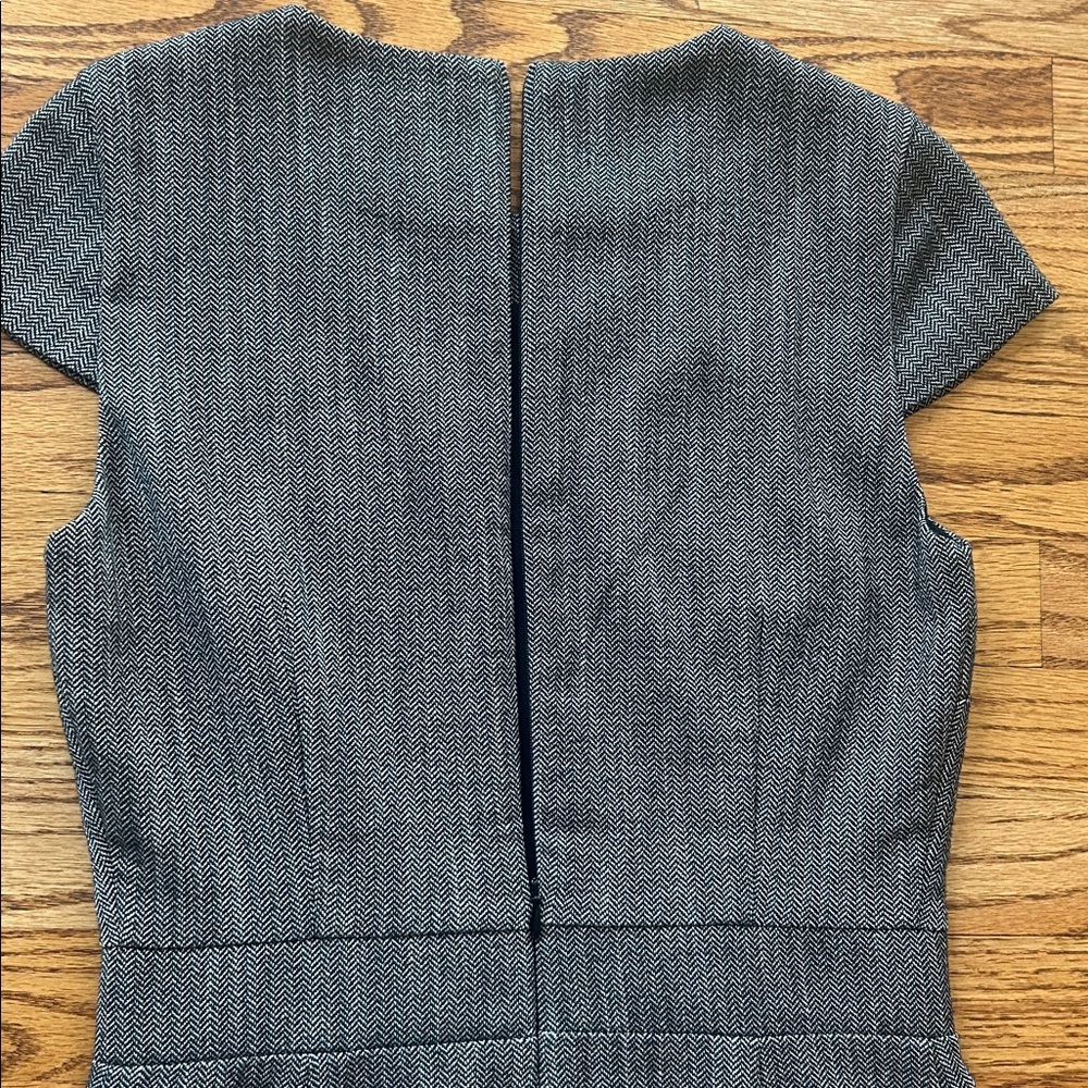 H&M Gray Stylish Dress Size 4 - Picture 9 of 9